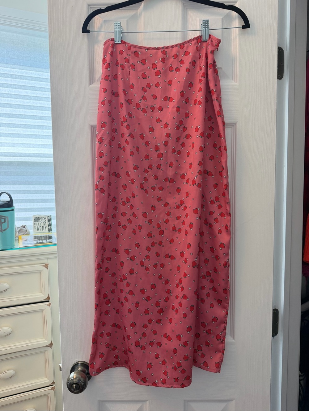 Glamorous Pink Strawberry-Print Maxi Skirt